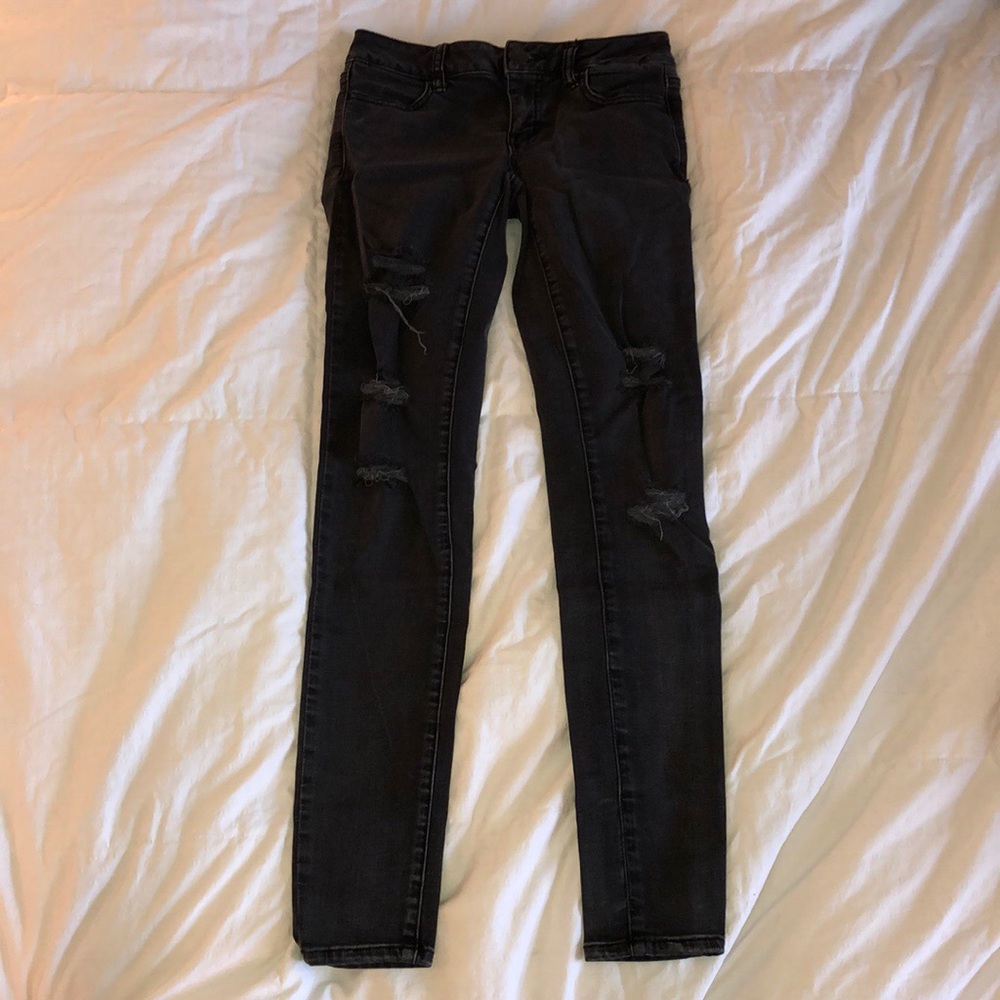 Black distressed American Eagle jeggings